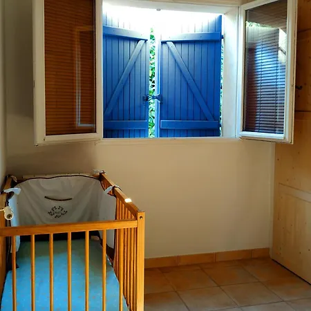 Villa Avec Piscine Privee - Vue Sur Vignoble, A 8 Min De La Frejus